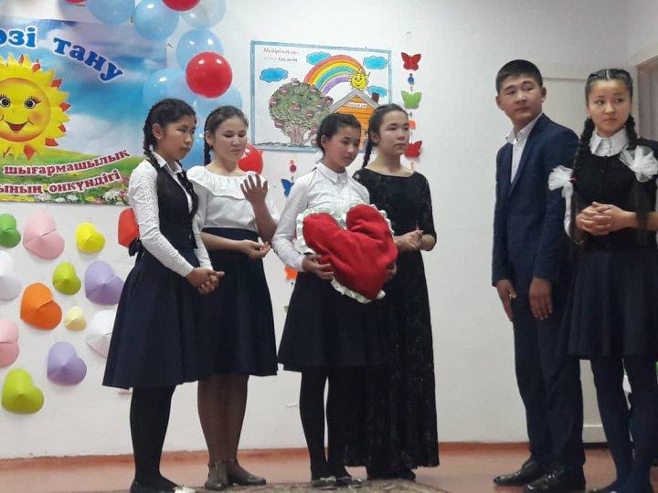 «Өзін-өзі тану:Махаббат пен Шығармашылық педагогикасы »атты дәстүрлі онкүндіктің қорытынды кеші өте тамаша өтті.